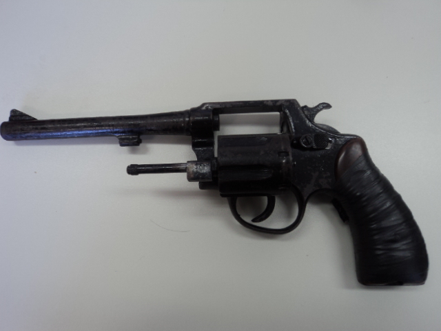 Revolver Taurus com numeração raspada, comprado no Distrito de Mococa