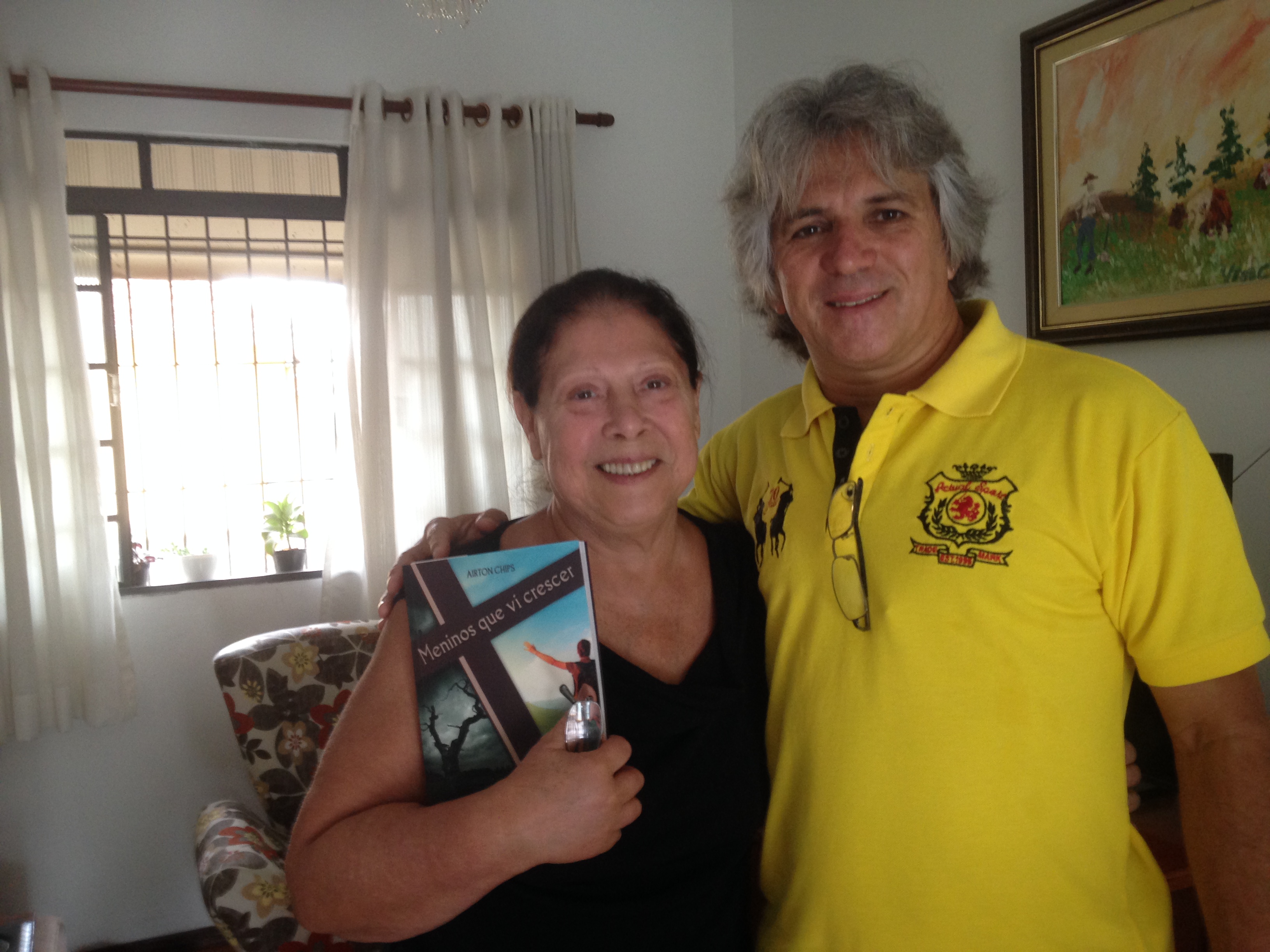 A professora Marla Paiva e o aluno Airton Chips, 45 anos depois...!